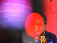 هر کاری که در تلویزیون، سینما، تئاتر می‌کنیم اول از روی دست آمریکایی‌ها و بعد اروپایی‌ها برمی‌داریم و کپی می‌کنیم!